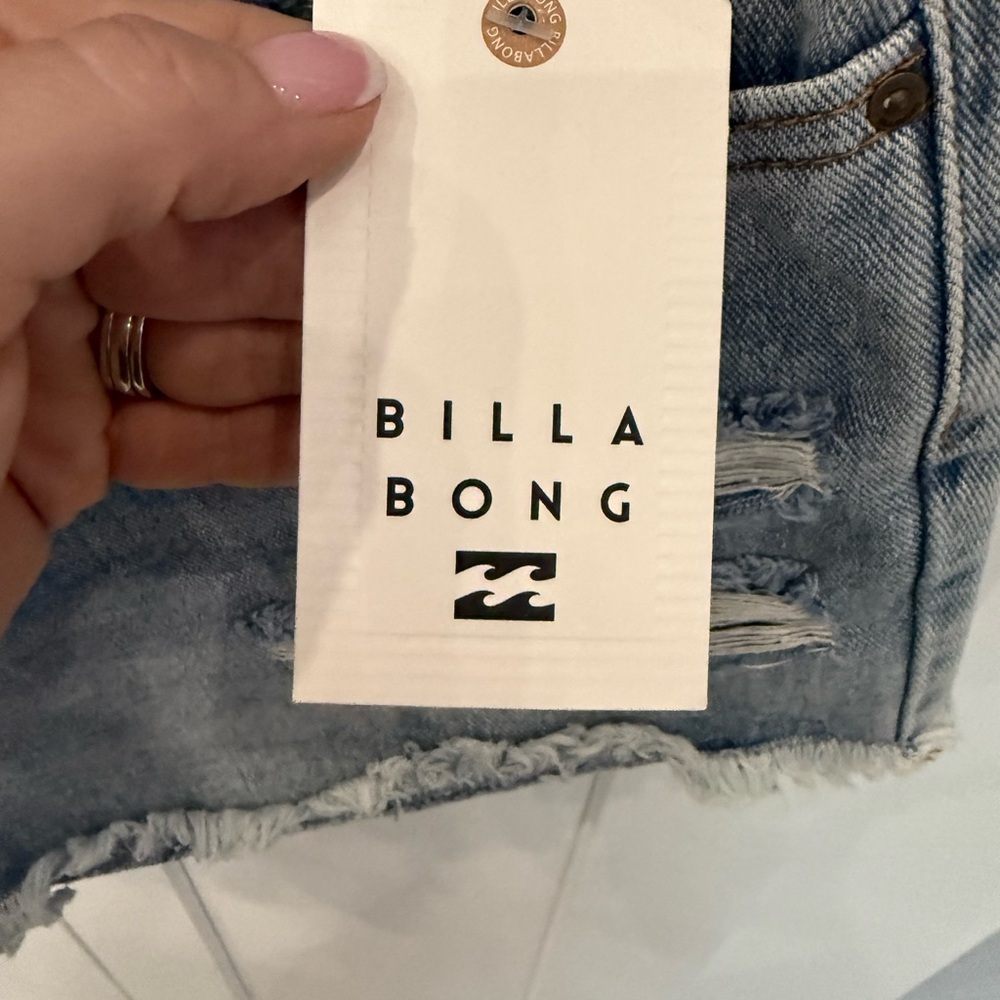 Billabong - Drift Away Denim Raw Hem Distressed Shorts - 2inch Inseam - 30 - Picture 7 of 9